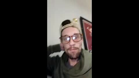 rgilk26 online show from April 10, 2026, 2:06 am