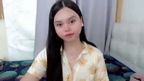 rhianne_fuckdoll online show from October 21, 2025, 2:56 am