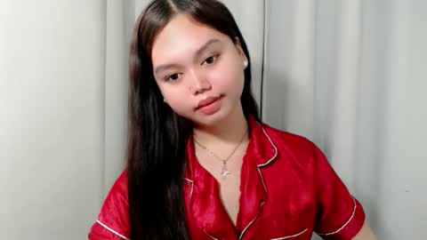 rhianne_fuckdoll online show from November 1, 2025, 8:44 pm