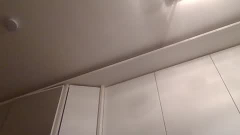 rhydos28 online show from April 20, 2026, 6:49 am