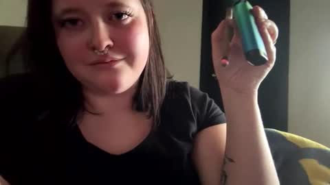Snapshot of riah_babbie chatting on May 14, 2026, 12:34 pm riah_babbie online show from May 14, 2026, 12:34 pm