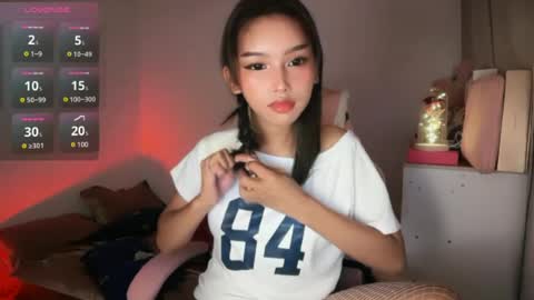 Snapshot of riana_gorgeous69 chatting on June 24, 2026, 1:43 pm riana online show from June 24, 2026, 1:43 pm