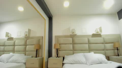 Snapshot of rianamanson chatting on January 23, 2025, 7:11 am Riana online show from January 23, 2025, 7:11 am