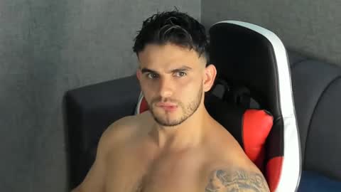 ricardogonzalez666 online show from December 14, 2024, 6:20 pm