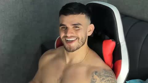 ricardogonzalez666 online show from January 11, 2025, 3:23 am