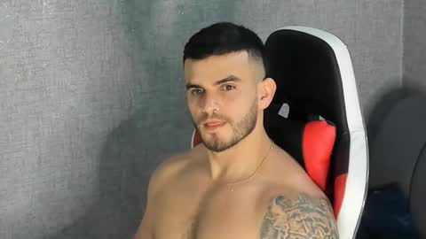 ricardogonzalez666 online show from January 25, 2025, 11:22 pm