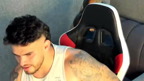 ricardogonzalez666 online show from October 13, 2025, 8:53 pm