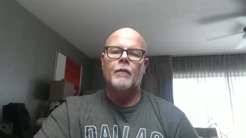 Snapshot of rich32937 chatting on January 3, 2025, 2:51 pm rich32937 online show from January 3, 2025, 2:51 pm