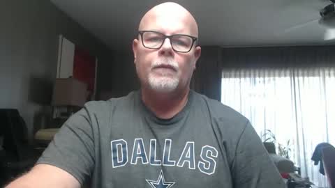 Snapshot of rich32937 chatting on January 4, 2025, 1:10 pm rich32937 online show from January 4, 2025, 1:10 pm