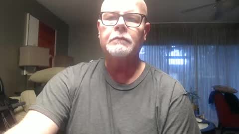 Snapshot of rich32937 chatting on September 17, 2025, 11:23 am rich32937 online show from September 17, 2025, 11:23 am