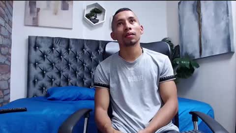 richar_voller online show from December 15, 2024, 12:28 pm