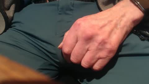 richarder7 online show from December 24, 2024, 5:13 pm