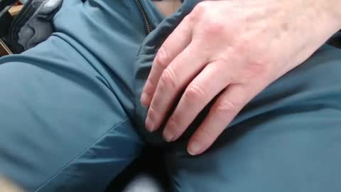 richarder7 online show from March 7, 2025, 3:39 pm