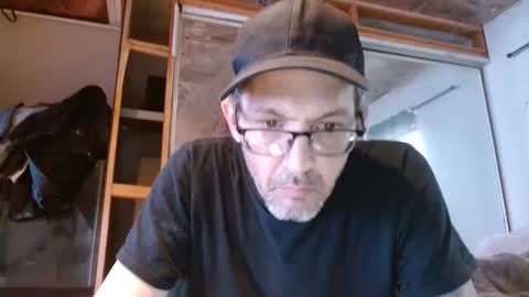 Richie online show from April 15, 2026, 10:43 pm