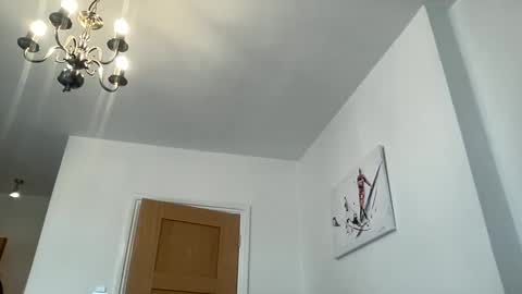 londongent online show from December 16, 2024, 12:16 pm