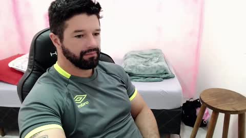 Snapshot of richrolland chatting on February 5, 2025, 2:48 pm Rickseduction online show from February 5, 2025, 2:48 pm