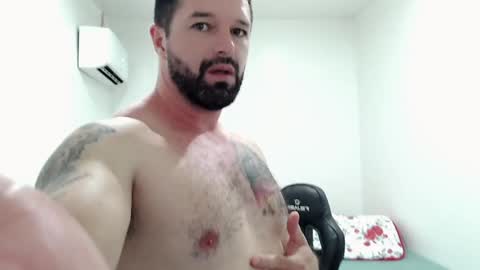 Snapshot of richrolland chatting on February 26, 2025, 1:32 am Rickseduction online show from February 26, 2025, 1:32 am