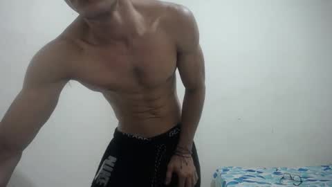 rickcumhot13 online show from November 2, 2025, 4:53 pm