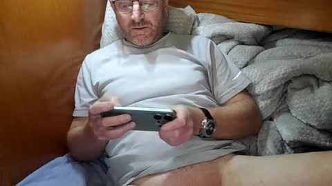 Snapshot of rickitou chatting on February 15, 2026, 2:47 pm FireLion online show from February 15, 2026, 2:47 pm