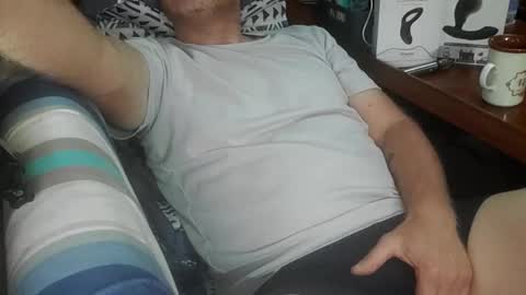 Snapshot of rickitou chatting on April 8, 2026, 6:13 am FireLion online show from April 8, 2026, 6:13 am