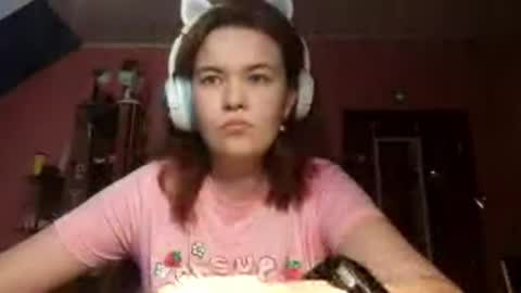 Snapshot of rickiwellman chatting on November 8, 2025, 2:06 pm Elena online show from November 8, 2025, 2:06 pm