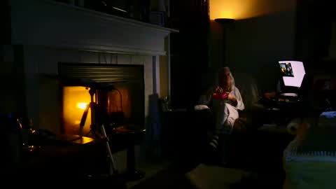 PINK HOLE TWINK online show from February 3, 2025, 7:18 am