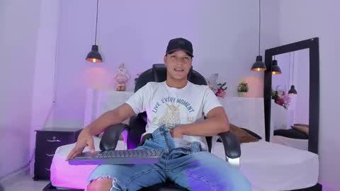 Ricky  online show from December 27, 2024, 9:11 pm