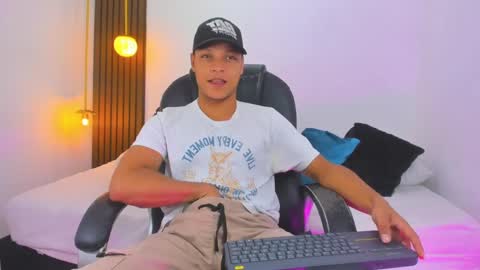 Ricky  online show from February 13, 2025, 9:27 pm