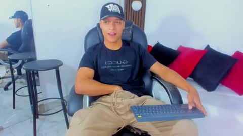 Ricky  online show from February 17, 2025, 7:42 pm