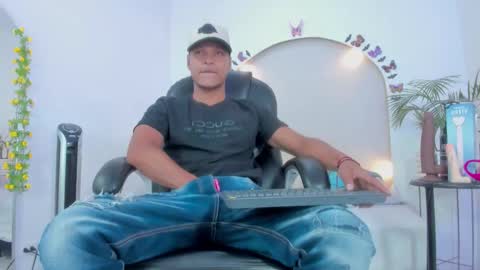 Ricky  online show from November 6, 2025, 8:10 pm