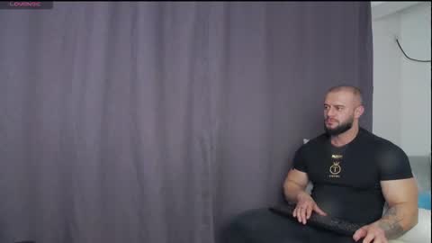 rickymiami1 online show from November 15, 2025, 12:45 pm