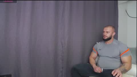 rickymiami1 online show from November 16, 2025, 6:02 pm