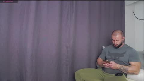 rickymiami1 online show from December 2, 2025, 8:26 pm