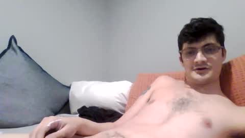 Ricky online show from October 29, 2025, 1:41 am