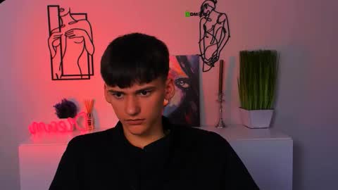 Snapshot of rico_steel chatting on October 8, 2025, 8:45 am Rico online show from October 8, 2025, 8:45 am