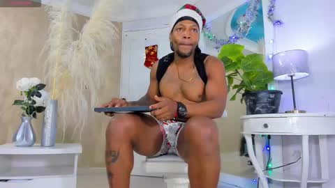 RicoBrowm online show from December 15, 2025, 4:39 am