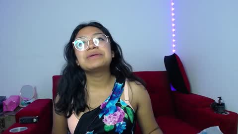 Snapshot of ricura_mily chatting on January 8, 2025, 5:16 am milena online show from January 8, 2025, 5:16 am