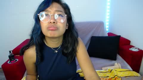 Snapshot of ricura_mily chatting on January 18, 2025, 7:59 am milena online show from January 18, 2025, 7:59 am