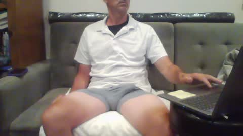 Snapshot of ridemehigh1 chatting on September 12, 2025, 2:33 am ridemehigh1 online show from September 12, 2025, 2:33 am