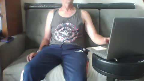 Snapshot of ridemehigh1 chatting on September 12, 2025, 5:35 pm ridemehigh1 online show from September 12, 2025, 5:35 pm