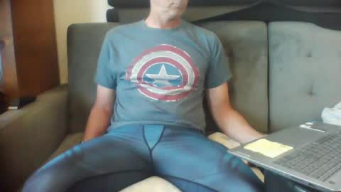 Snapshot of ridemehigh1 chatting on October 21, 2025, 7:03 pm ridemehigh1 online show from October 21, 2025, 7:03 pm