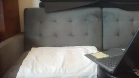 Snapshot of ridemehigh1 chatting on October 22, 2025, 6:18 pm ridemehigh1 online show from October 22, 2025, 6:18 pm