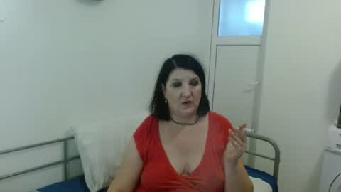 Snapshot of ridemerafsuzana chatting on January 12, 2025, 2:19 pm Ridemeraf online show from January 12, 2025, 2:19 pm
