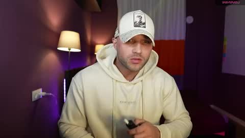 Snapshot of rikadler chatting on May 24, 2026, 3:17 pm rikadler online show from May 24, 2026, 3:17 pm