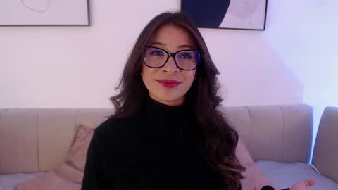 Riley online show from December 18, 2024, 8:25 pm