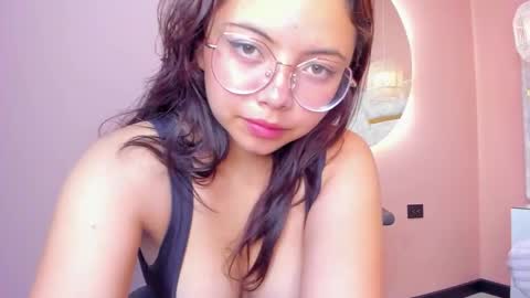 Snapshot of riley_flirt chatting on January 11, 2026, 2:11 pm Riley online show from January 11, 2026, 2:11 pm