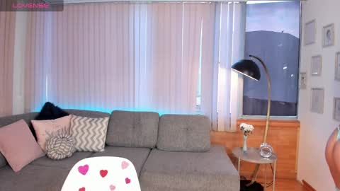 Riley leen online show from February 16, 2025, 1:38 pm