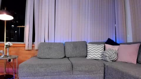 Riley leen online show from March 4, 2025, 1:45 am