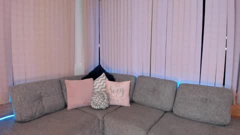 Riley leen online show from March 12, 2025, 11:54 pm