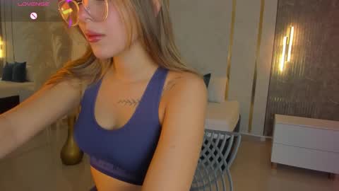 Snapshot of riley_sierra chatting on February 17, 2026, 12:45 pm Riley Sierra online show from February 17, 2026, 12:45 pm